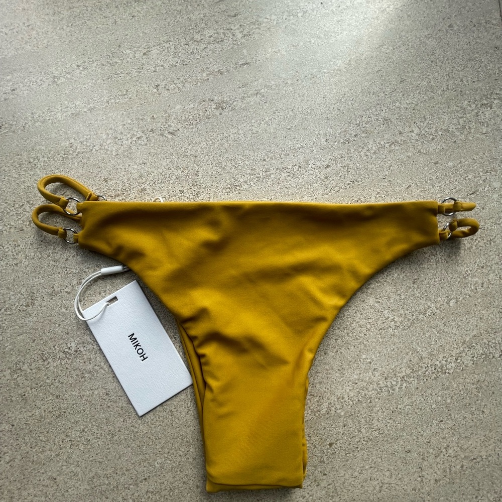 💛💛 Mikoh Molokai Mustard Bikini Bottom - NWT - size L
